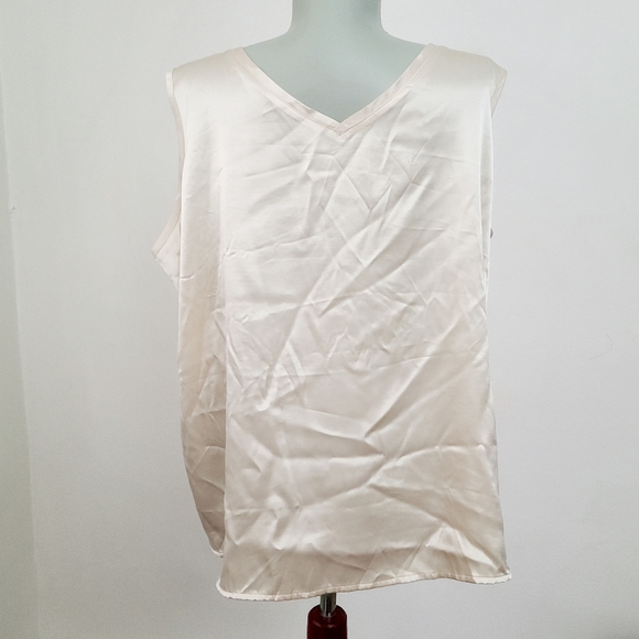 Russell Kemp ivory and gold lamé reversible top - Picture 7 of 9